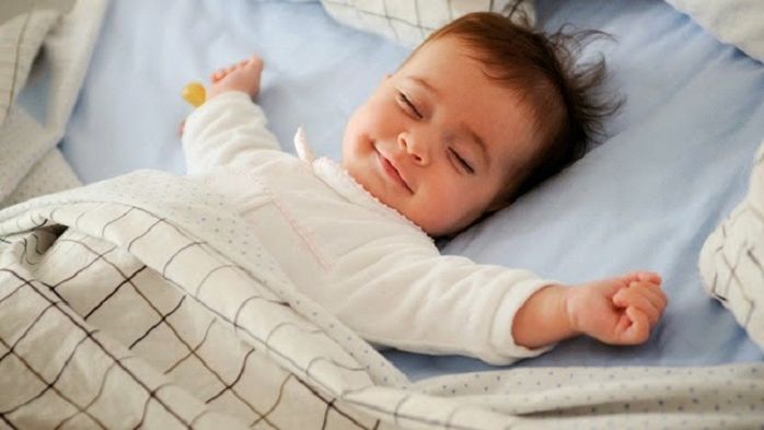 Cách giúp trẻ ngủ độc lập một mình