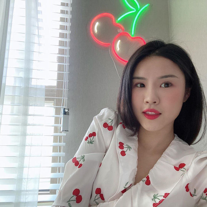 Gái xinh 6 năm không yêu ai vì thích ở nhà, lười make-up và gội đầu