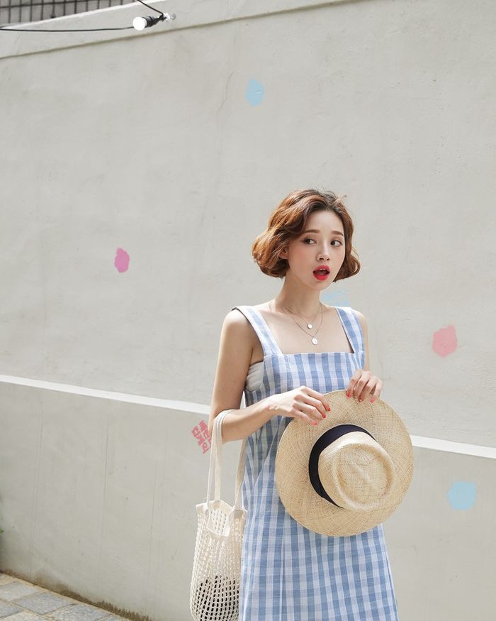 Bí kíp lên đồ đảm bảo mát - sang- lẹ ngày hè: Váy trắng là chân ái