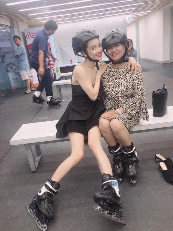 Nhã Phương lại bị nhận xét ngày càng gầy gò