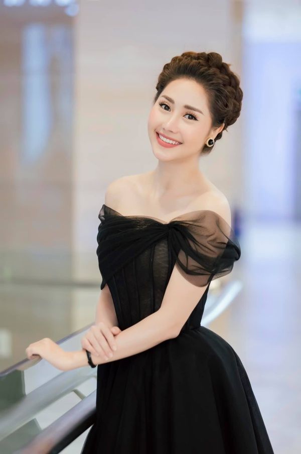 Diễn viên Tường Vi lấy lại phong độ nhan sắc sau 3 lần sửa mũi hư