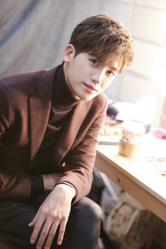 Idol từng từ chối SM: Jisoo không muốn phản bội YG, Jin tưởng lừa đảo