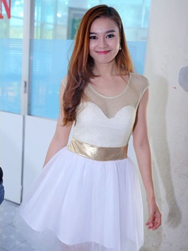 Phong cách của Lan Ngọc: Từ style quê kiểng đến nữ hoàng thời trang