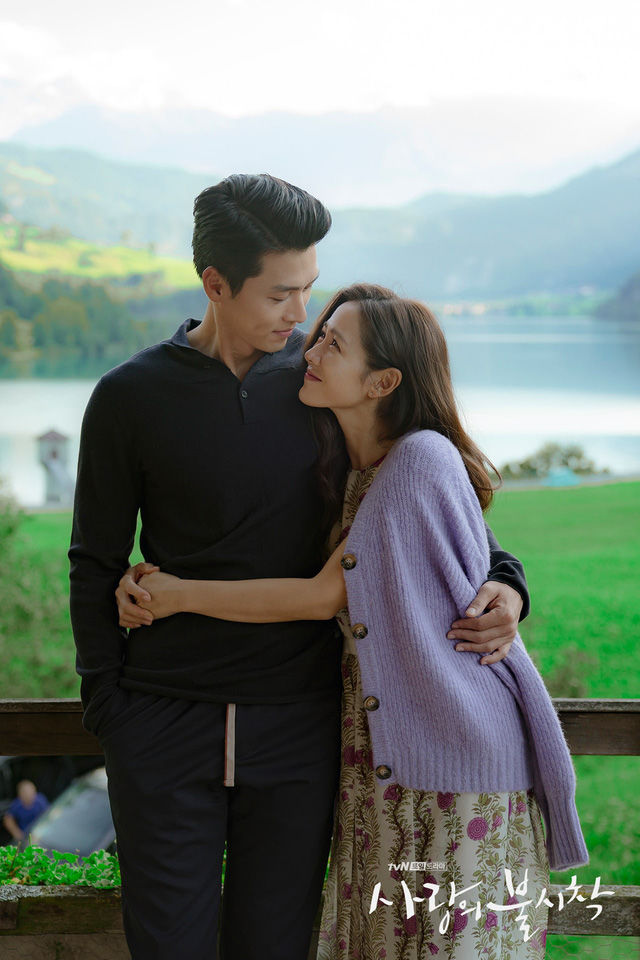 Những lần sánh đôi gây bão của Hyun Bin và Son Ye Jin