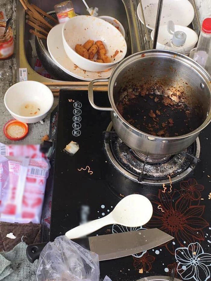 Những pha ở bẩn kinh hoàng của các thượng đế tại khách sạn