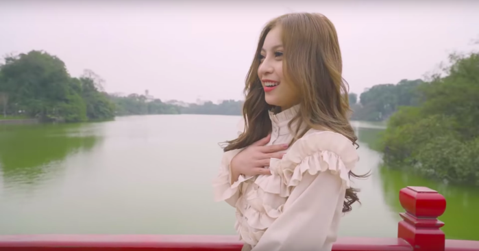 Tình cũ Quang Hải ngày càng đẹp, theo đuổi phong cách sexy, quyến rũ