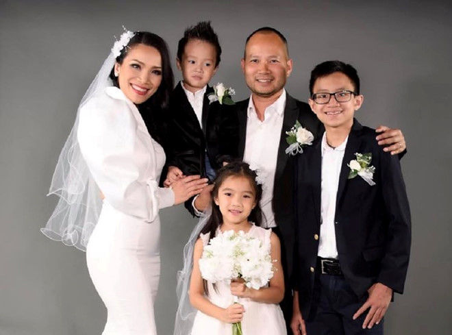 3 nữ ca sĩ cùng tên Hồng Ngọc: Sự nghiệp thành công, hôn nhân viên mãn