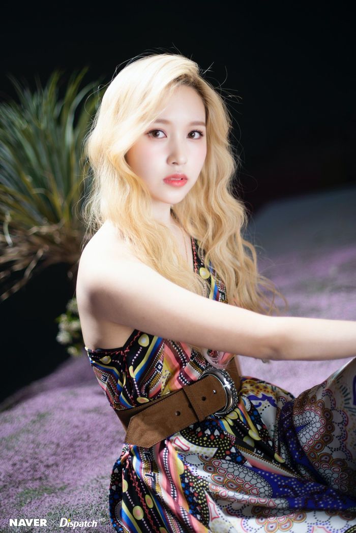 TWICE dạo này siêu đỉnh: Nhóm toàn visual, phong cách đẹp miễn chê