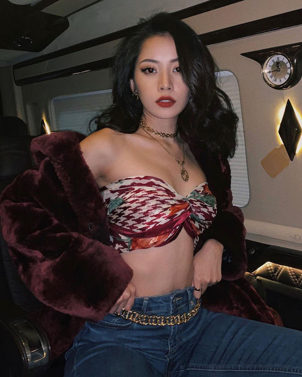 Chi Pu diện bikini khoe body: vòng 1 căng đầy nhưng eo nhỏ còn sốc hơn