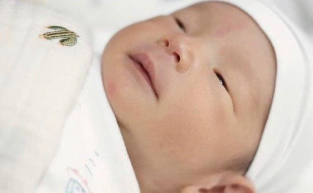 MC Đại Nghĩa khoe nhà mới hoành tráng, Rhymastic đón con đầu lòng