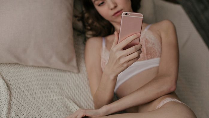 10 cách điểm tô màn dạo đầu để cặp đôi thăng hoa ở ''màn chính''