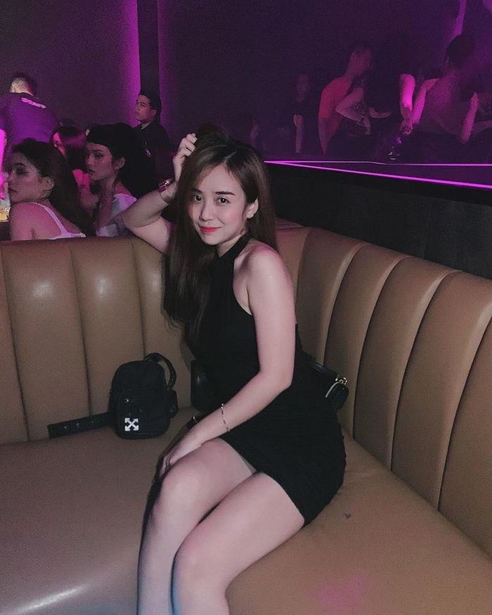 Sau ly hôn: Bảo Ngọc vui vẻ đi club, Hoài Lâm vẫn lặn mất tăm