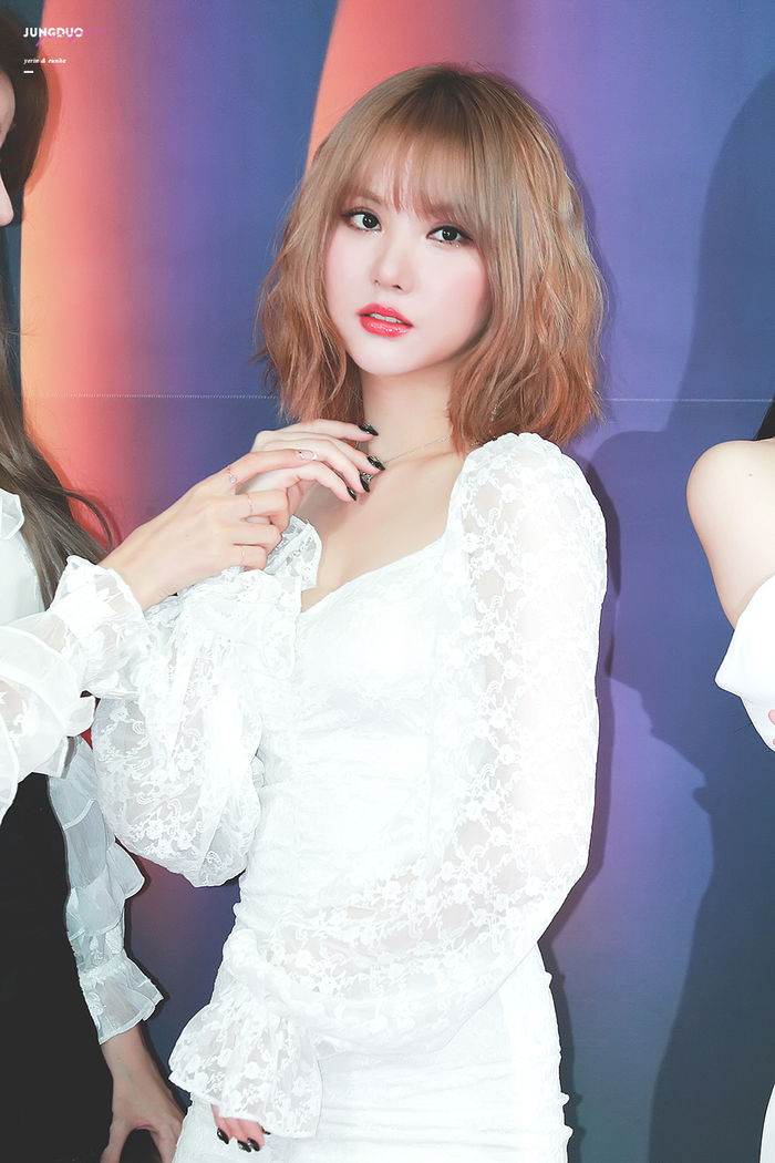 Top 10 idol nữ hot nhất hiện nay: BLACKPINK, RED VELVET tranh gay gắt