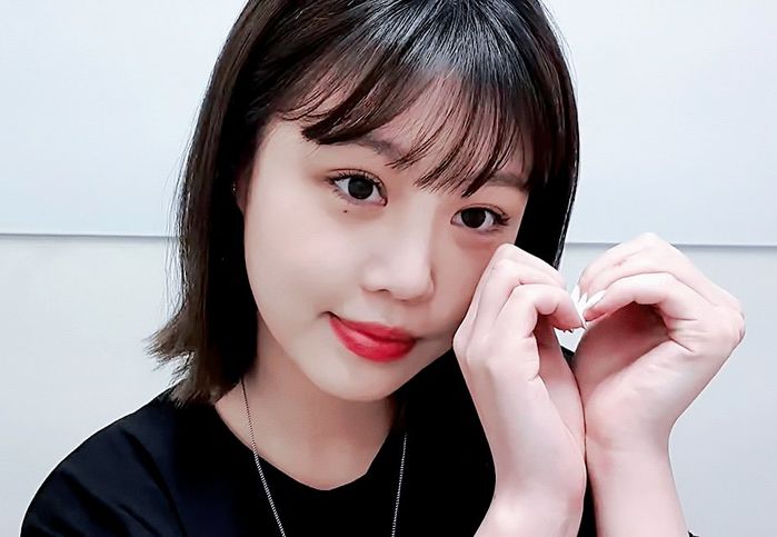 4 idol nữ gây bão với mái tóc ngắn: Lisa cuốn hút, Arin trẻ trung
