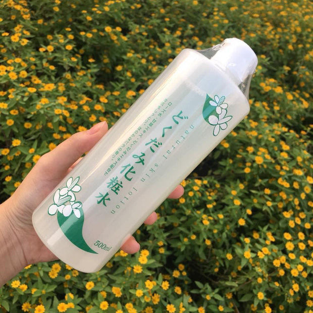 4 loại toner giá dưới 300k: Toner diếp cá kháng viêm, ngừa mụn