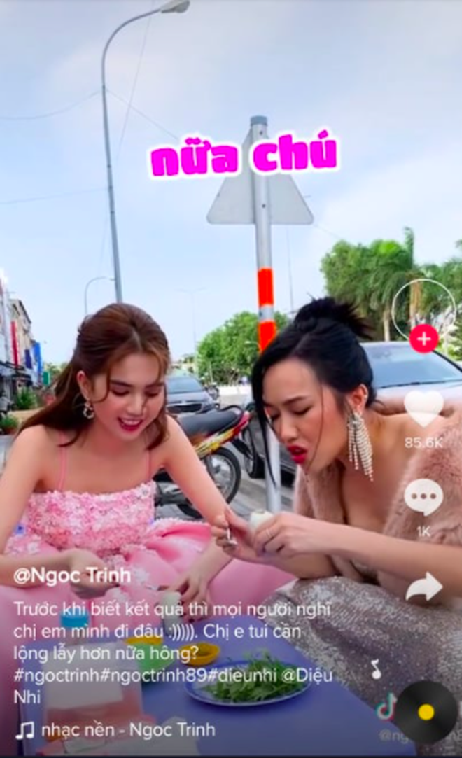 Ăn thả phanh bất kể giờ giấc, Ngọc Trinh vẫn giữ được vòng eo con kiến