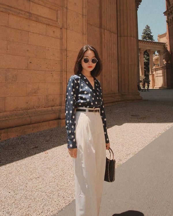4 kiểu sơ mi nâng tầm style công sở: Tham khảo sơ mi họa tiết hoa