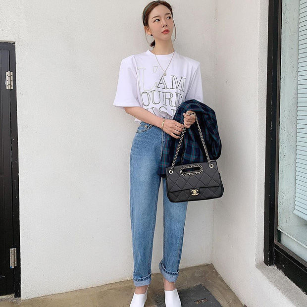 Thiều Bảo Trâm biến hóa đa dạng với quần jeans cực chất