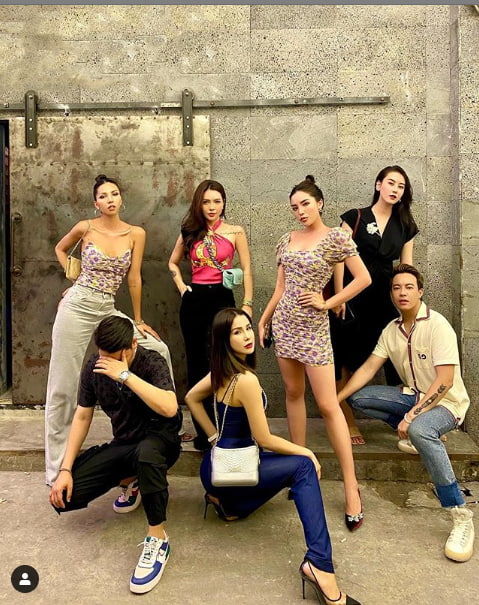 Bảo Thy lộ vòng 2 lớn thấy rõ, Ngọc Trinh hiếm hoi tham gia gameshow