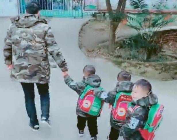Bật cười khoảnh khắc đáng yêu của các bố khi lần đầu đưa con đi học