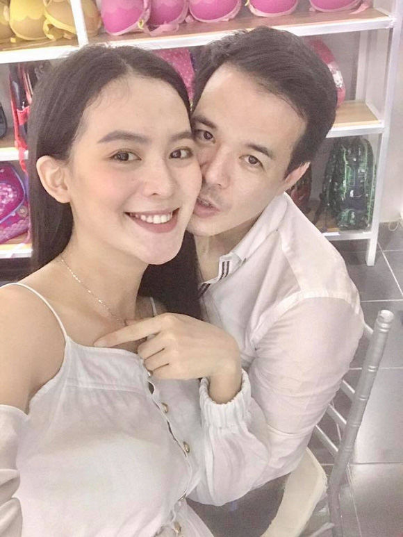 Bị chồng/người yêu phản ứng vì mặc hở: Mai Phương Thúy chai luôn