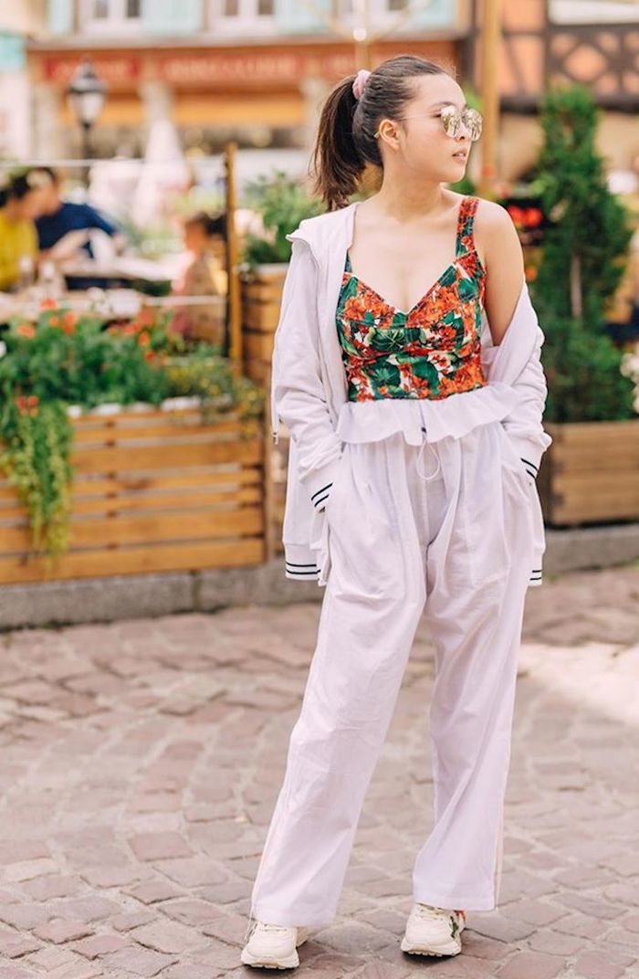 Cuộc sống sành điệu, đủ đầy của con riêng Phượng Chanel - Ngọc Ngoan
