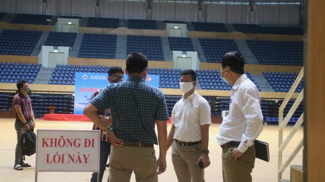 Bên trong bệnh viện dã chiến ở Đà Nẵng với sức chứa 2000 người