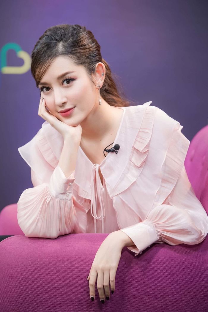 Cao thêm 12cm chỉ sau 3 tháng: Á hậu Huyền My gắn bó với bơi lội