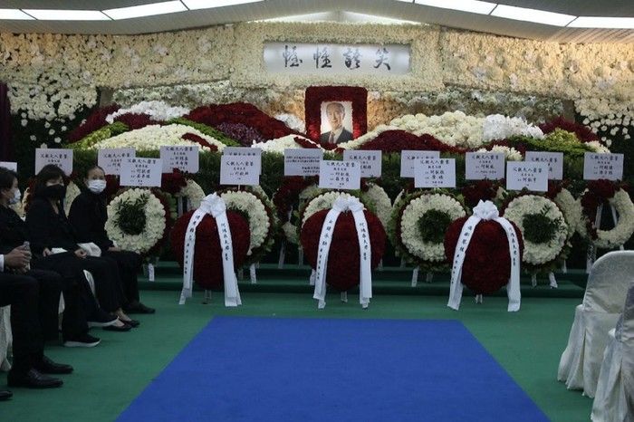Chi phí tang lễ Vua sòng bài: quan tài 24 tỷ đồng, chôn cất tốn 45 tỷ