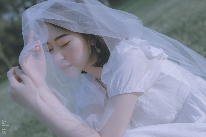 Nhận diện chứng cuồng bản thân: Cảm thấy mình xinh đẹp hơn người