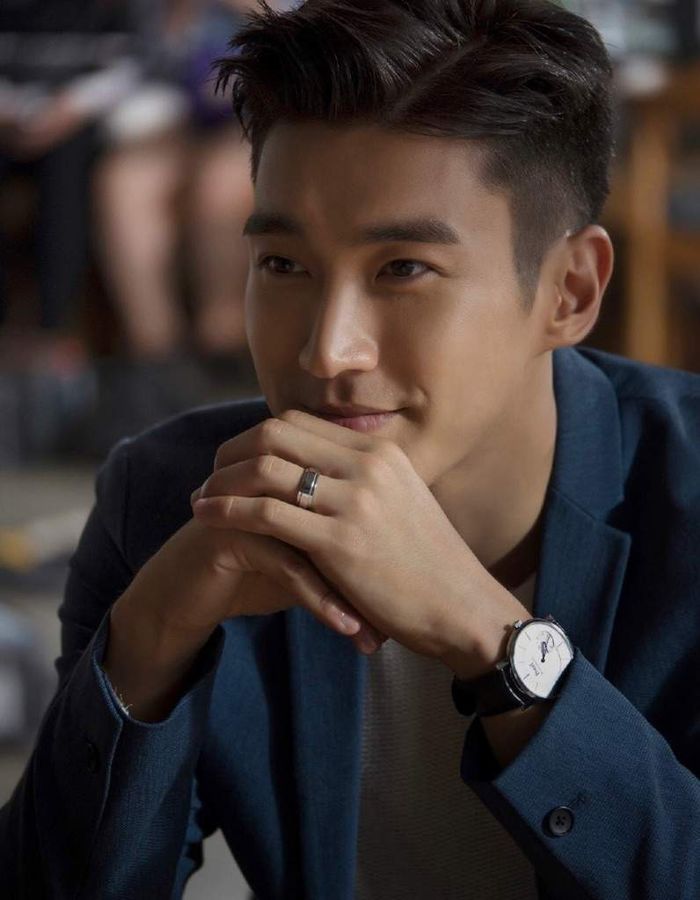 Từng là trai đẹp nhất thế giới, Siwon ở tuổi 33 già nua bất ngờ