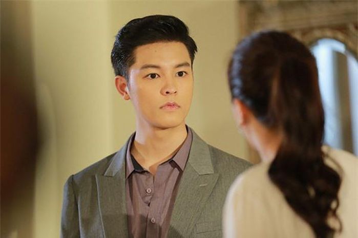 Chồng lo “chén chú chén anh” mặc con ốm, vợ gắt: Lấy được thì bỏ được