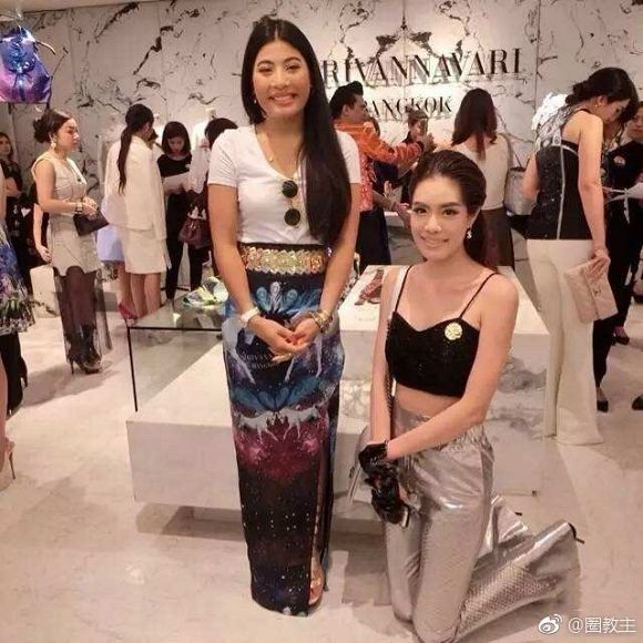 Công chúa xứ sở chùa Vàng nổi tiếng với thương hiệu thời trang riêng