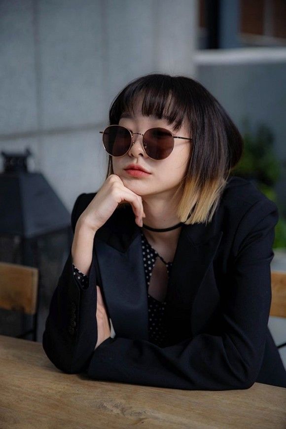 Mỹ nhân Kbiz và cuộc đua hàng hiệu đắt đỏ trên màn ảnh