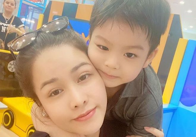 Cuộc sống của con trai Nhật Kim Anh sau khi bố mẹ ly hôn