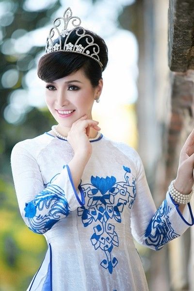 Cuộc sống hiện tại của Hoa hậu đầu tiên ở Việt Nam giờ ra sao?