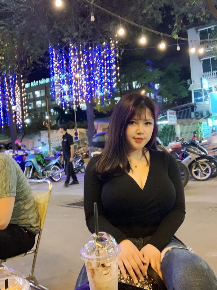 Cuộc sống của nữ sinh Hải Dương có vòng 1 khủng đạt 110cm hiện tại