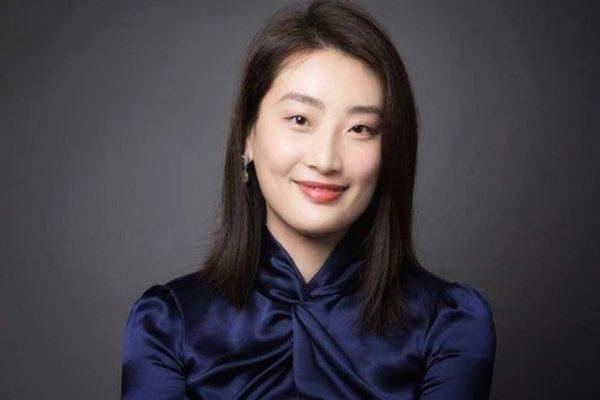 Ái nữ tỷ phú tài sản tỷ đô, bố phải treo thưởng khủng cho ai tán đổ