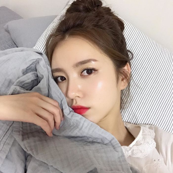Top 5 món skincare siết lỗ chân lông, da sần sùi cũng thành láng mịn