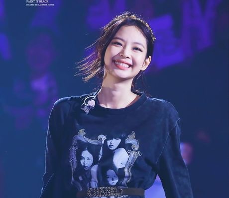 Phải đối mặt với anti-fan, Jennie để lộ nhiều dấu hiệu bất ổn tâm lý