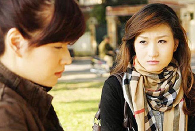 Thanh Huyền Nhật ký Vàng Anh mờ nhạt diễn xuất, nổi tiếng làm MC