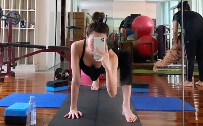 Hà Hồ qua 2 lần bầu bí: Mang thai trẻ đẹp hơn hẳn 10 năm trước