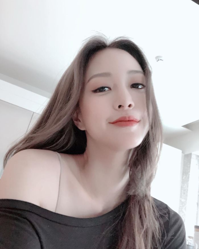 Han Ye Seul U40 vẫn đẹp nuột: Tăng cường tập cardio, không ăn đêm