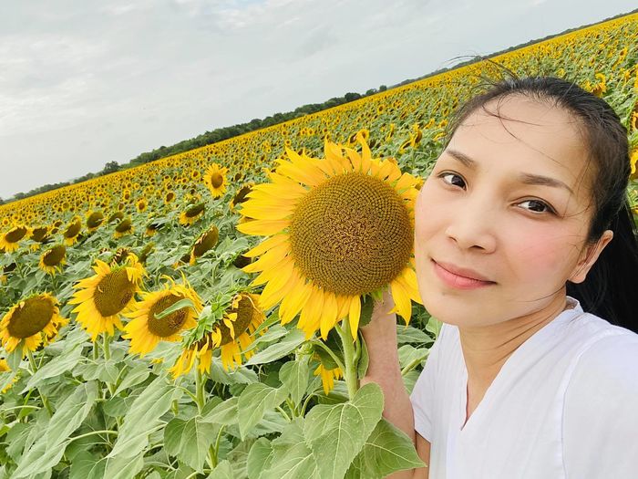Hồi phục từ vụ bỏng, Hồng Ngọc: hãy hướng về phía mặt trời