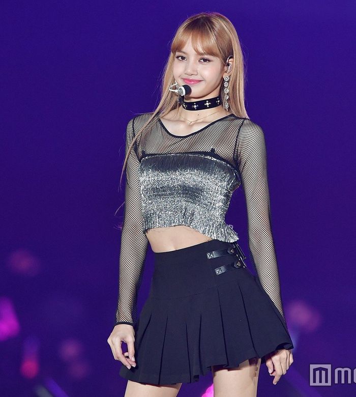 Fan bức xúc khi Lisa bị xem như người vô hình trong sự kiện fansign