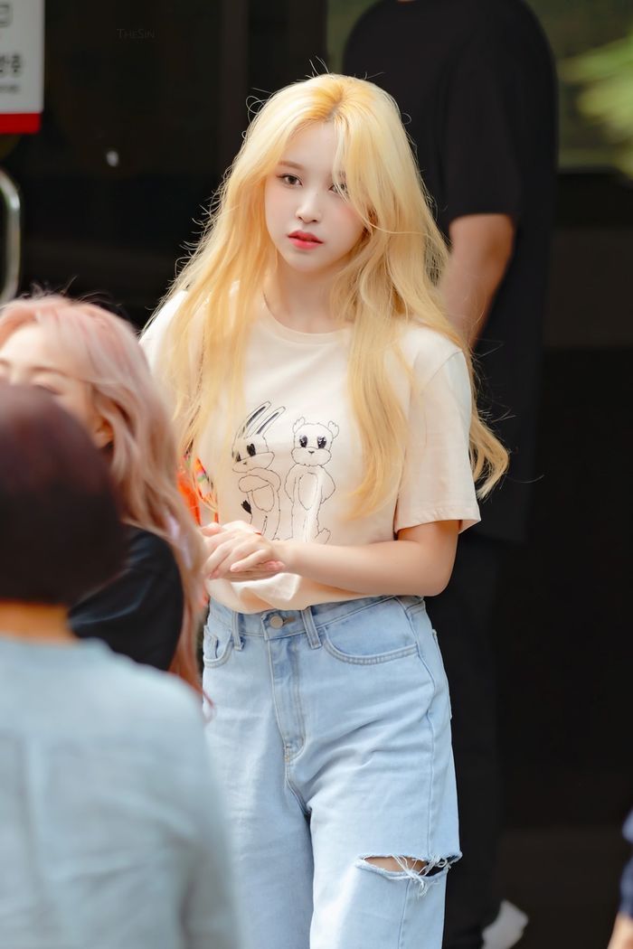 10 idol có style đi làm ghi điểm tuyệt đối: Mina khí chất tiên tử