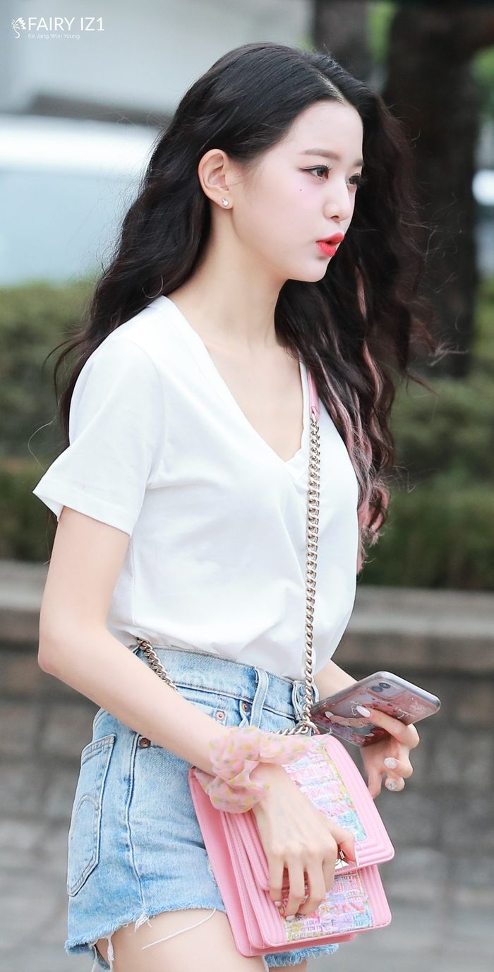 10 idol có style đi làm ghi điểm tuyệt đối: Mina khí chất tiên tử