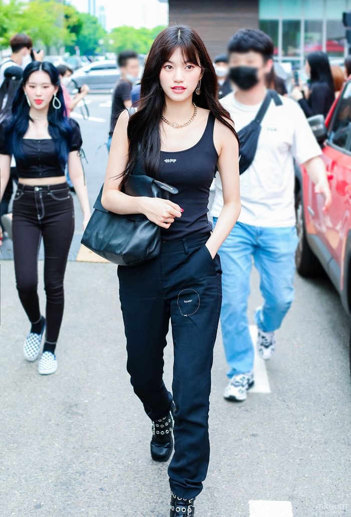 10 idol có style đi làm ghi điểm tuyệt đối: Mina khí chất tiên tử