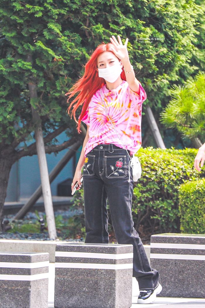 10 idol có style đi làm ghi điểm tuyệt đối: Mina khí chất tiên tử