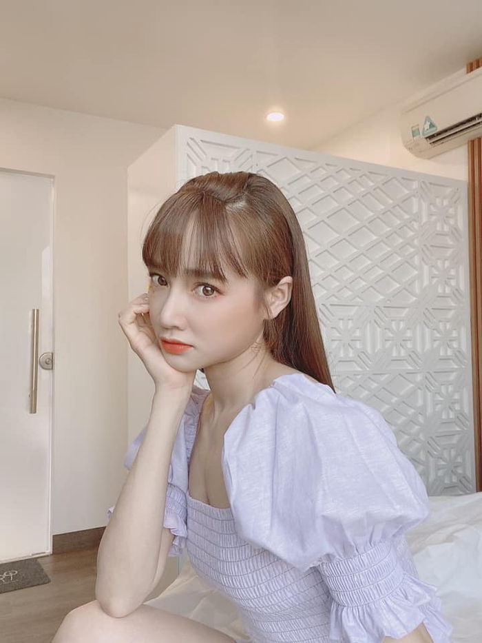 Khoe góc mặt thần thánh, Nhã Phương khiến fan xuýt xoa khen ngợi